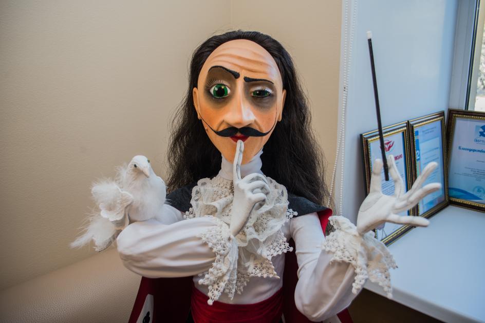 Из клининга в кукольницы – как обнаружился талант сотрудницы омского цирка? 