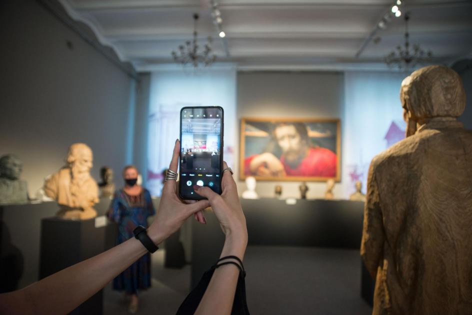 Что для вас Достоевский? Отвечают кураторы выставки музея им. М.А. Врубеля