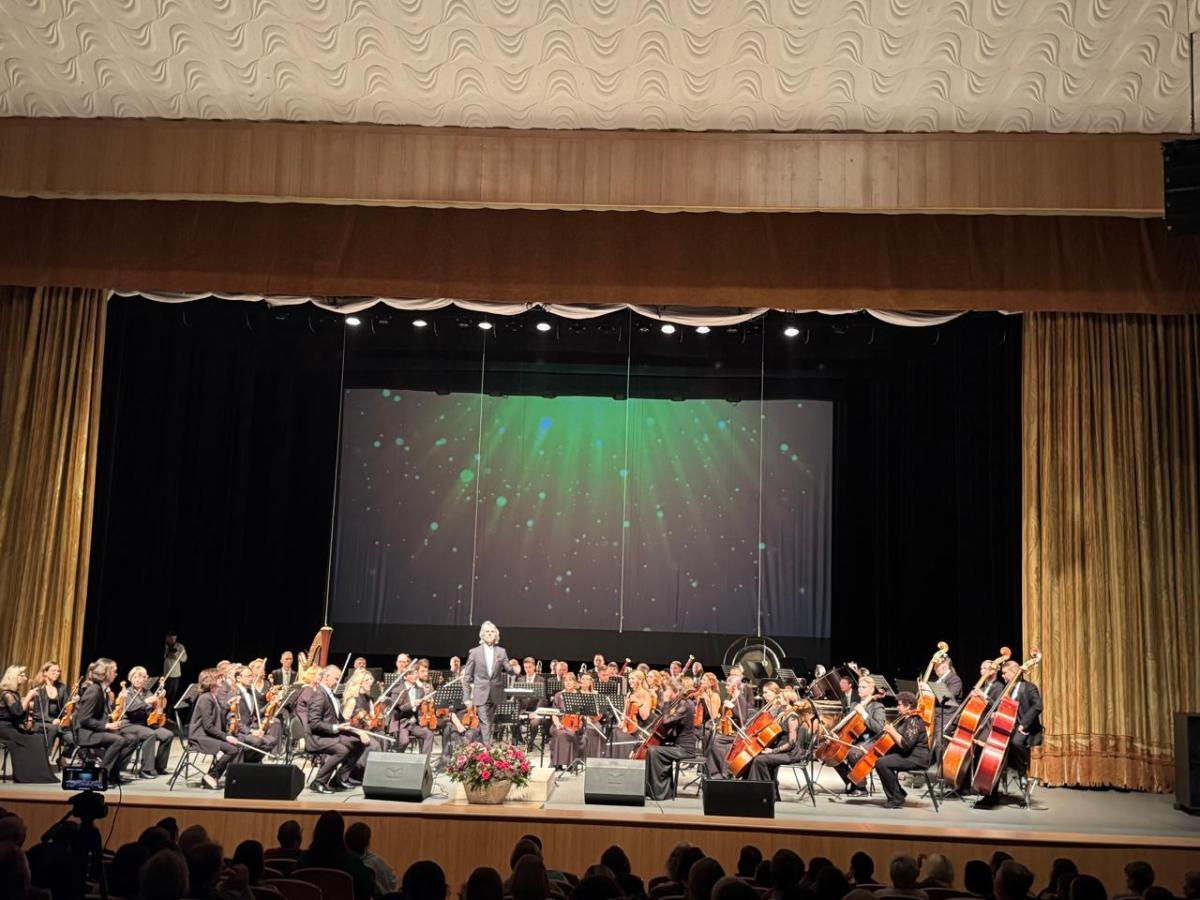 omskiy_simfonicheskiy_orkestr_na_simfoniade_v_kurgane_2.jpeg