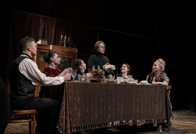 Вечно живые. Челябинский театр в Пятом