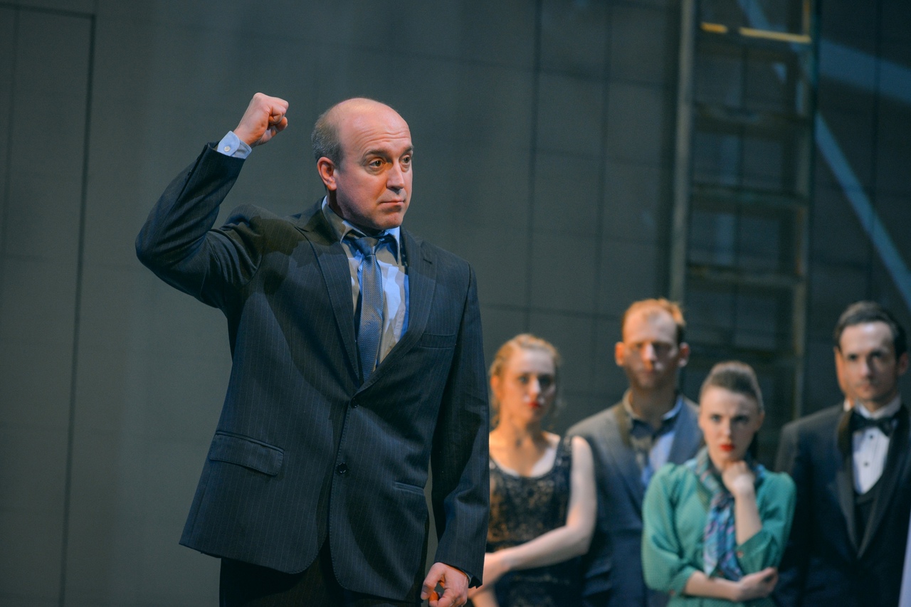 Омский театр драмы «Визит дамы»