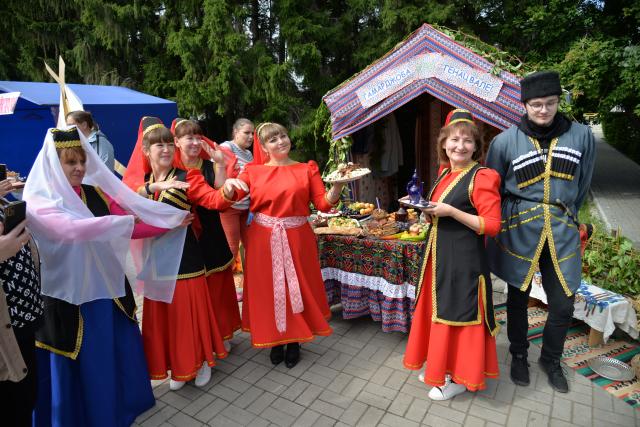 Областной многонациональный фестиваль «Мы вместе» прошёл в Большеречье
