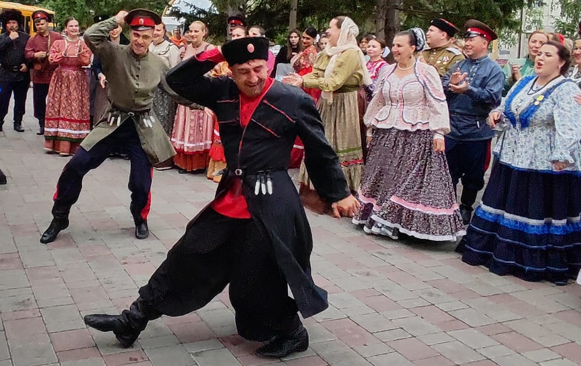 Омский Дом Дружбы отберет лучших на «Казачьем круге» | 27.06.2024 | Омск -  БезФормата