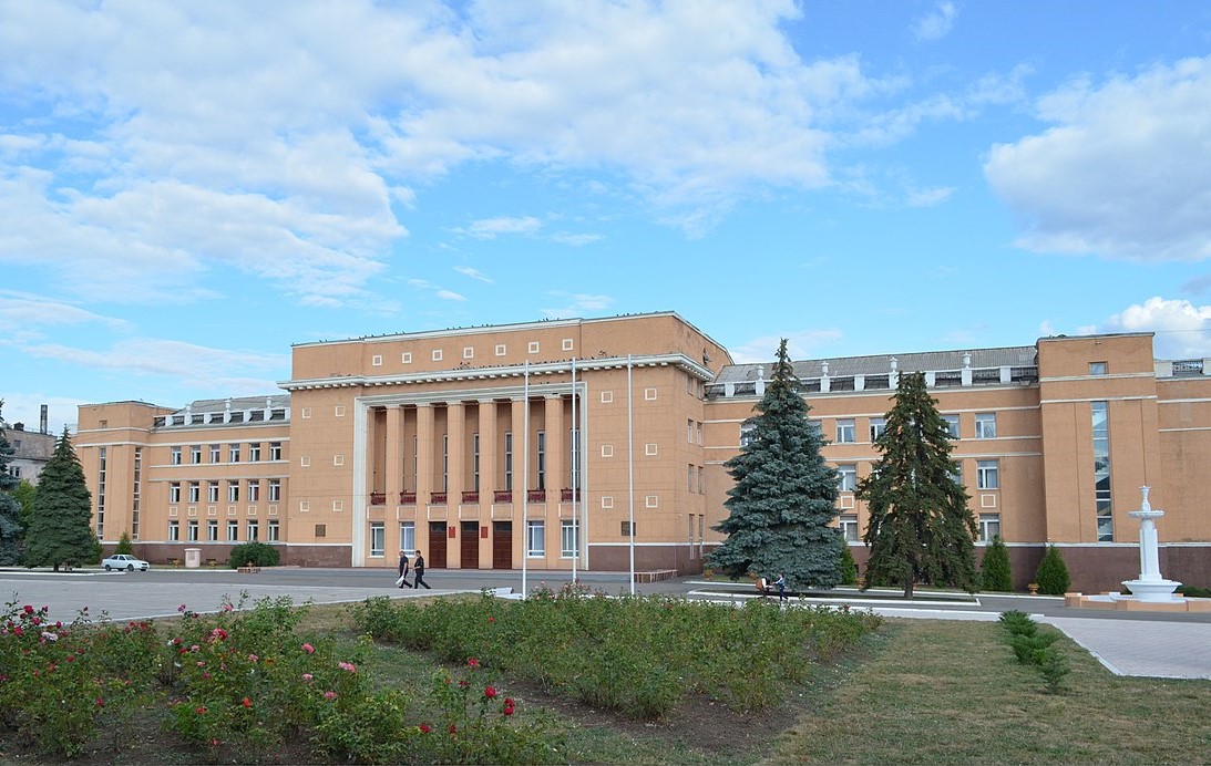 dk_im.gorkogo_stahanov_0.jpg