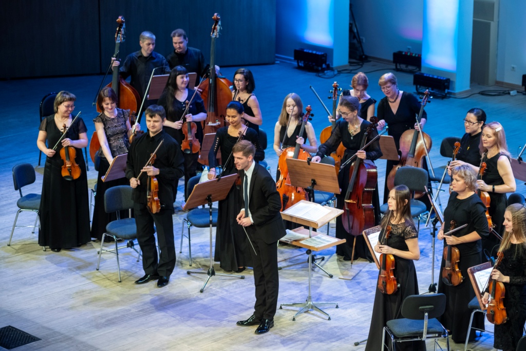 omskiy_kamernyy_orkestr_1.jpg