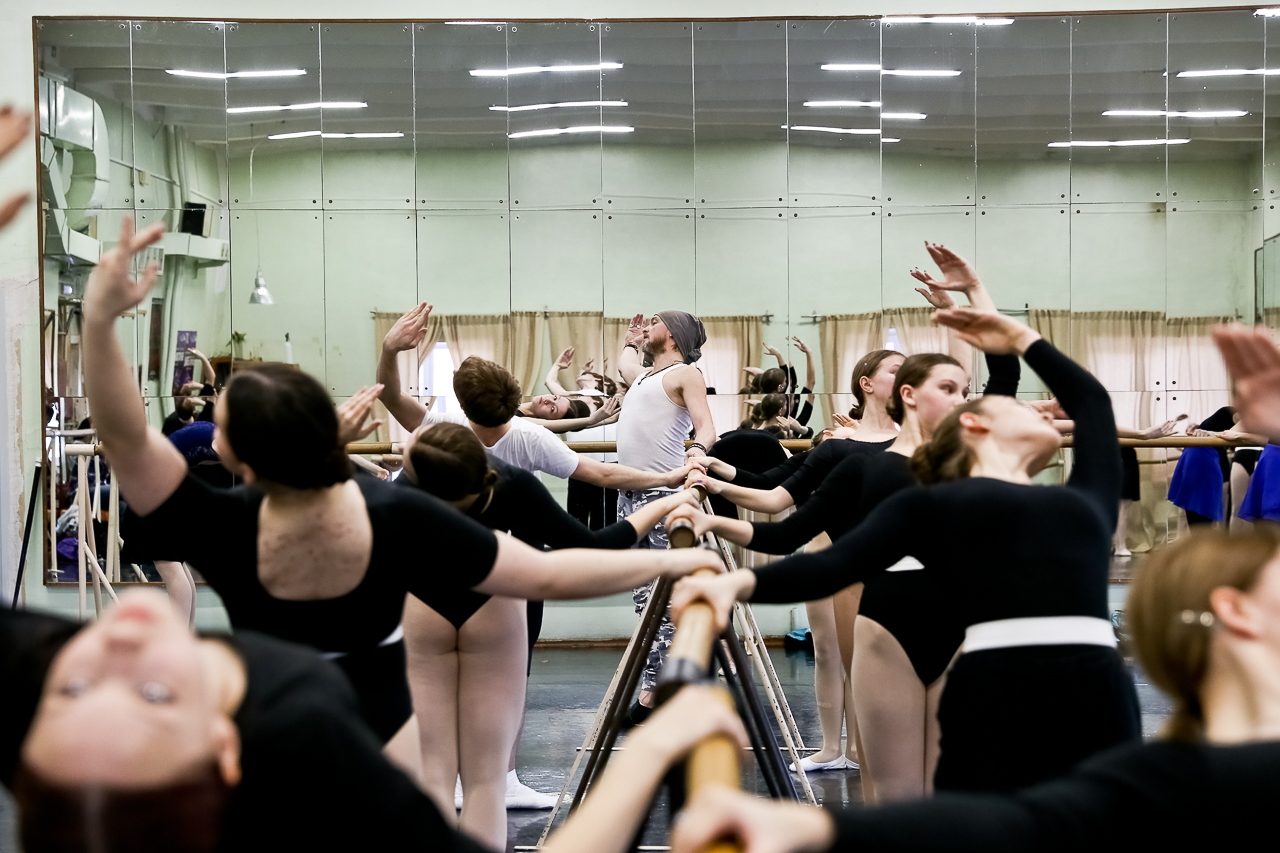 мастер-класс от управляющего балетной труппой театра Алексея Семёнова