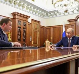Владимир Путин и Виталий Хоценко обсудили статусность Омска и музей «Старина Сибирская»