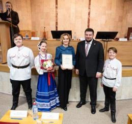 Названы лауреаты премии губернатора Омской области за заслуги в развитии народного творчества 