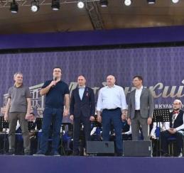 Виталий Хоценко открыл Пешеходный Любинский