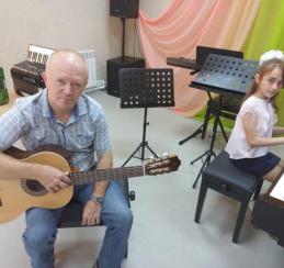 ДШИ Омской области получают новые музыкальные инструменты и оборудование